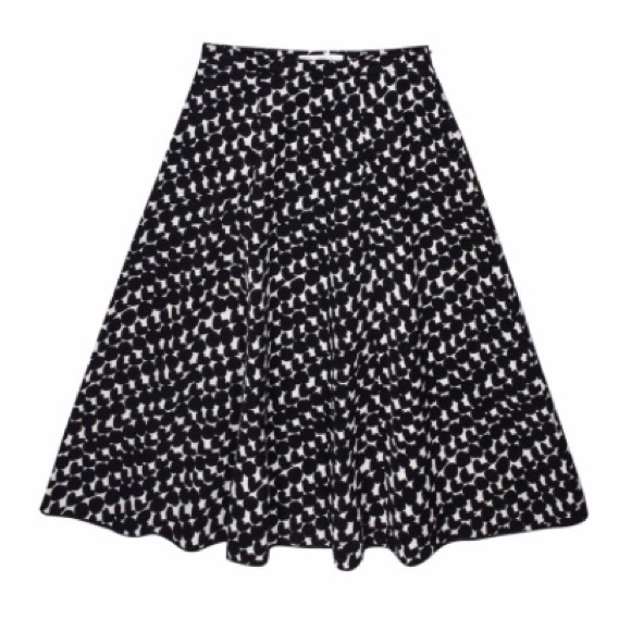 MaxMara Dresses & Skirts - MaxMara Midi Skirt